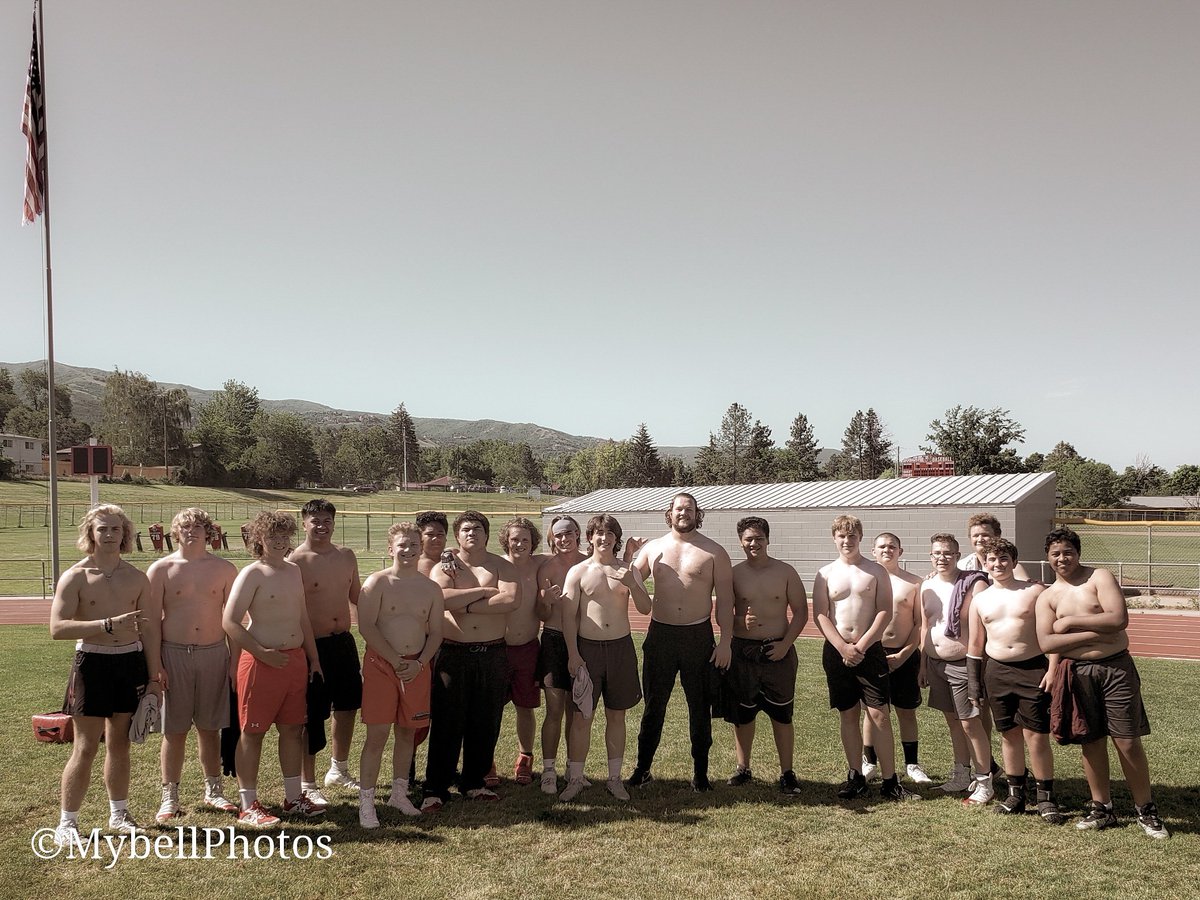 RedhawksBhs's tweet photo. Thank you @Brady_BYU for talking to the boys! Absolute inspiration! https://t.co/wLDbGA9NNm