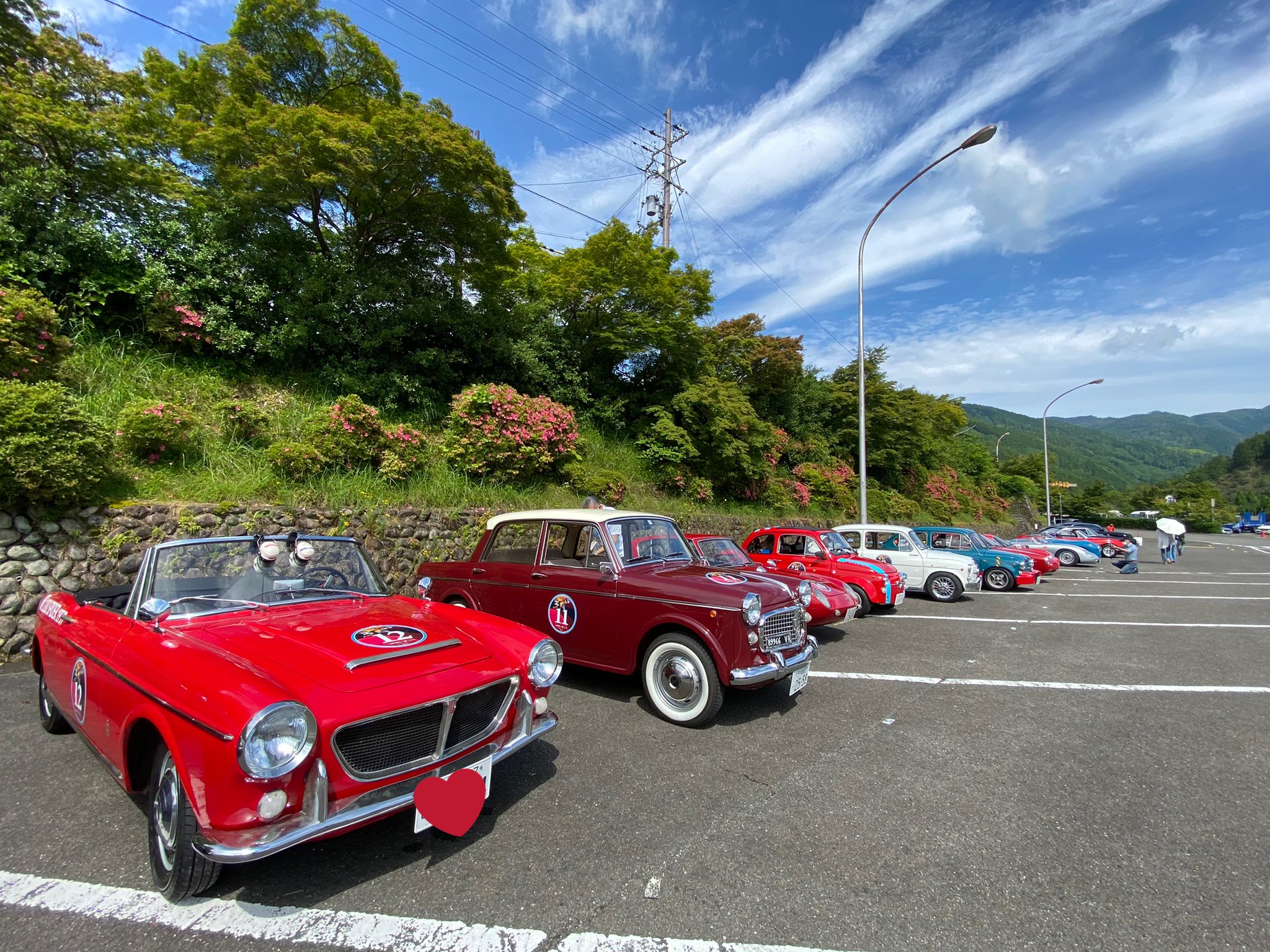 岡田夏芽 なっつ 10 31モアコレ撮影会 Coppa Di Kyoto クラシックカーラリーに来てるよ いつも助手席でナビゲーターやらせてもらったり旗やったり緩く参加させてもらってる 19年の東北以来で 皆に会うの久しぶり過ぎて嬉しかった