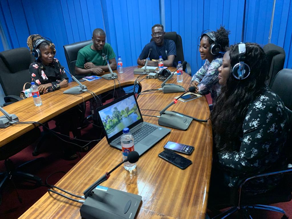 Today, I returned home (ECOWAS radio) not as a reporter but a newsmaker🤗 on the famous/ widely monitored program, "Frontpage" highlighting  freedom of expression and information as a way of strengthening media professionalism.