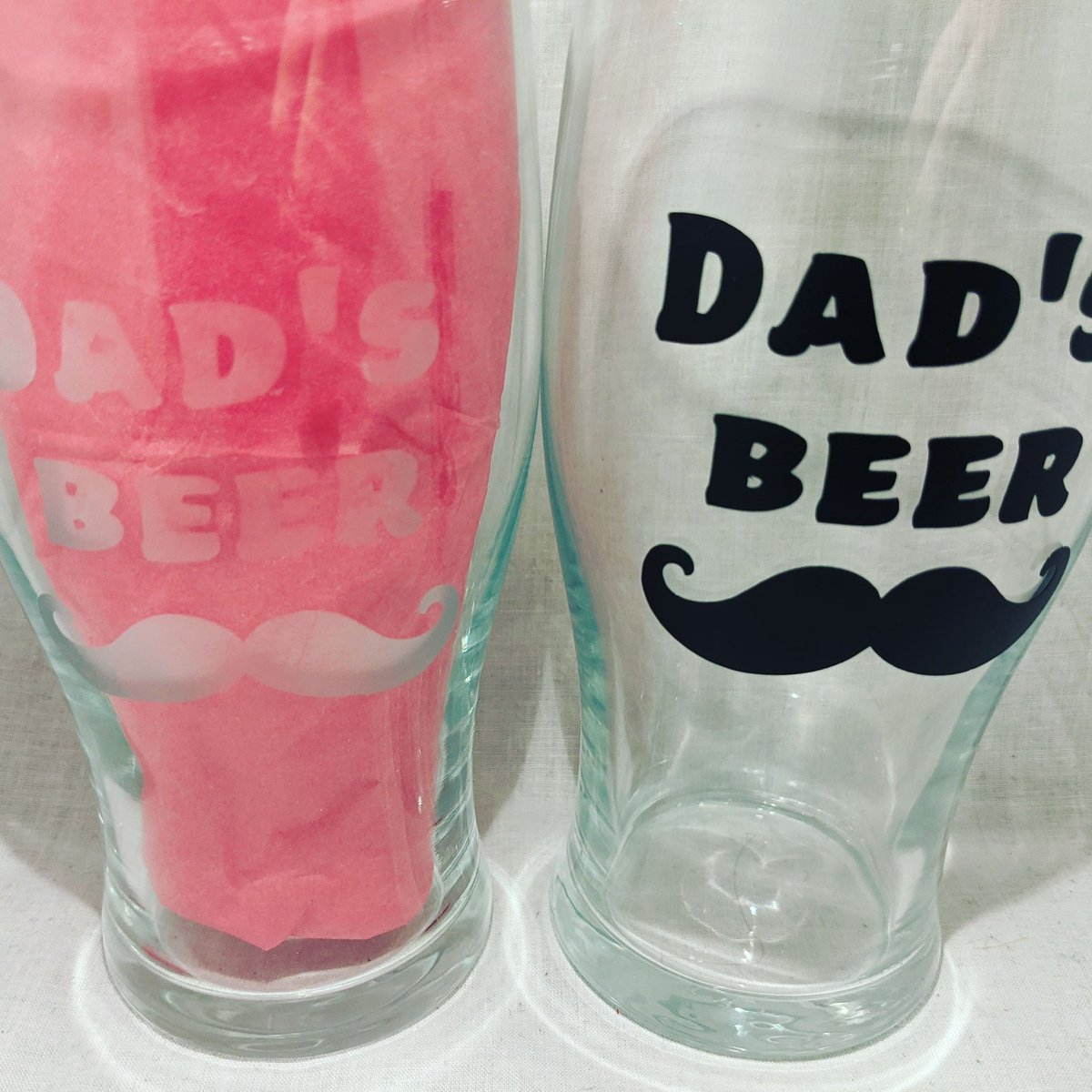 OneStott's tweet photo. #fathersday glasses. Other designs, colours and glass styles available on request. #fathersdaygifts #etchedglass #personalised https://t.co/nCp10ZxsY6