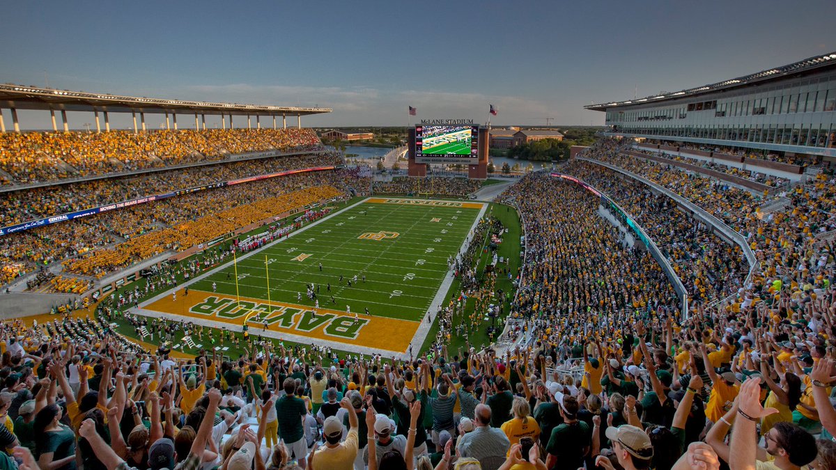 DerionGullette's tweet photo. #AGTG Blessed to receive my first offer from Baylor University @CoachDaveAranda @BnanceBU @BUFootball #SicEm #workhard https://t.co/EcAw8uzjRG
