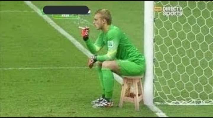 aden_227's tweet photo. #السعوديه_اليمن
حارس المنتخب السعودي 😅 https://t.co/j1hdwjTH8N