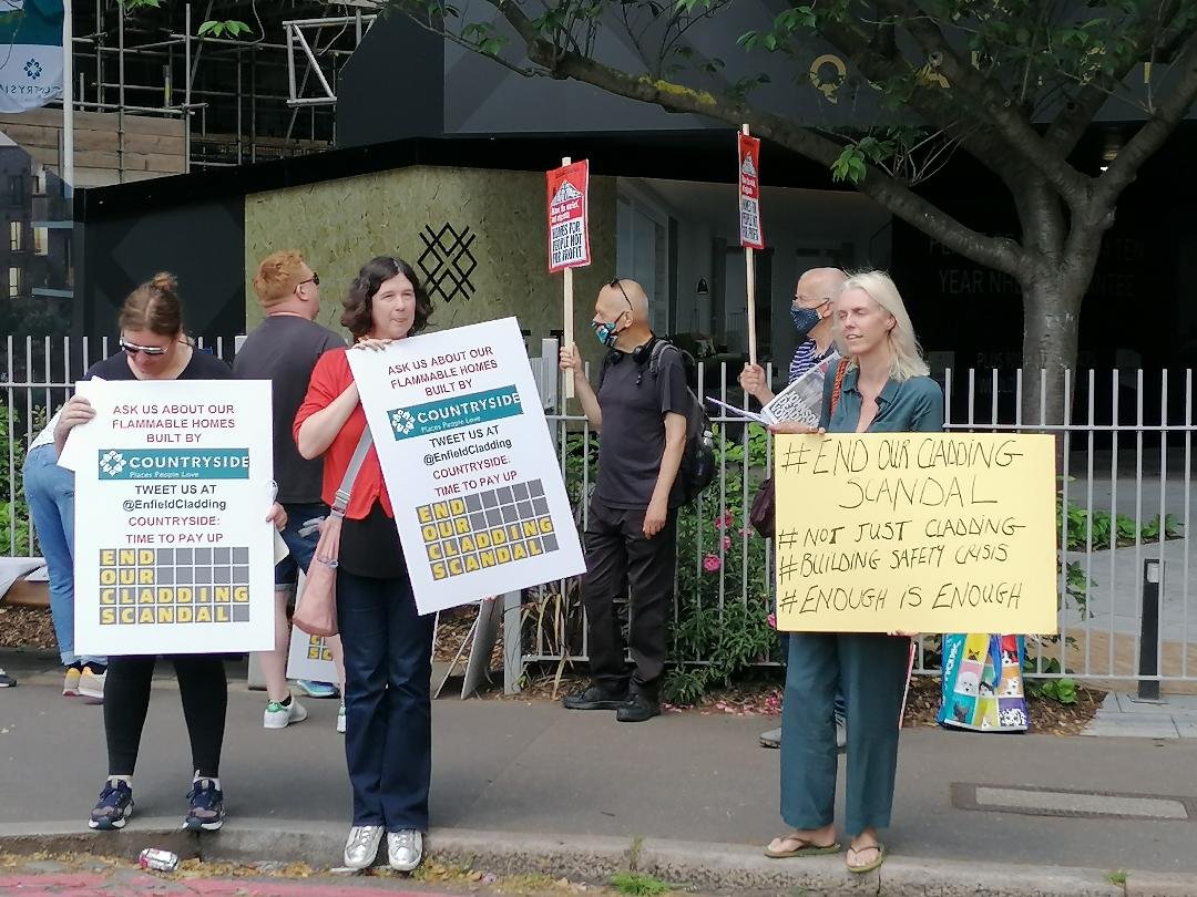 HackneySwp's tweet image. Stamford Hill N16
@CountrysideProp must pay!
#EnoughIsEnough
#DevelopersMustPay
#MakeDevelopersPay
#EndOurCladdingScandal
#BuildingSafetyCrisis
#NotJustCladding
@homes4alluk
 @DCHcampaign