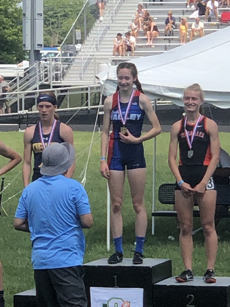 Licking Valley Track & Field tweet media