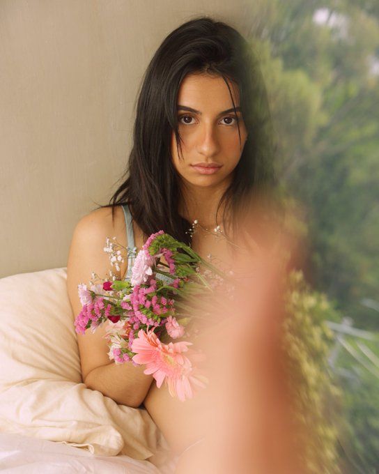 Watch Mars Aguirre's leaked NSFW photo on TwXstars