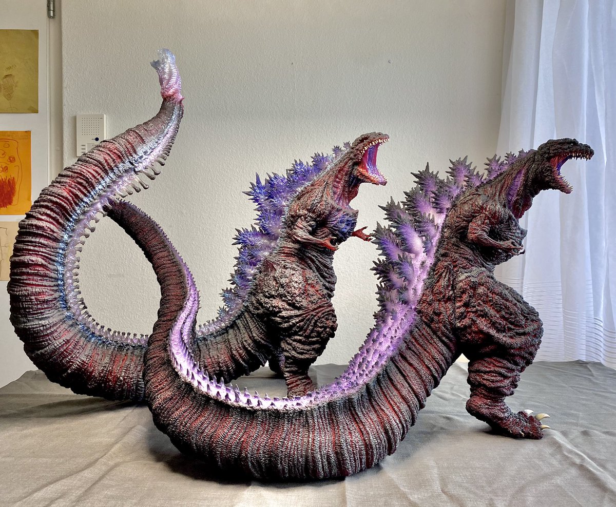 Shin_Gojira_66's tweet photo. Whole figure comparison part II: There are pros and cons on both sculpt: The sheer size and hight of the OBS vs. the finely detailed sculpt on the GS. Both are somewhat stylized & not screen accurate sculpt-wise. I‘d have a hard time to choose one over the other. #Ezhobi #XPlus https://t.co/dxQsZKV4un