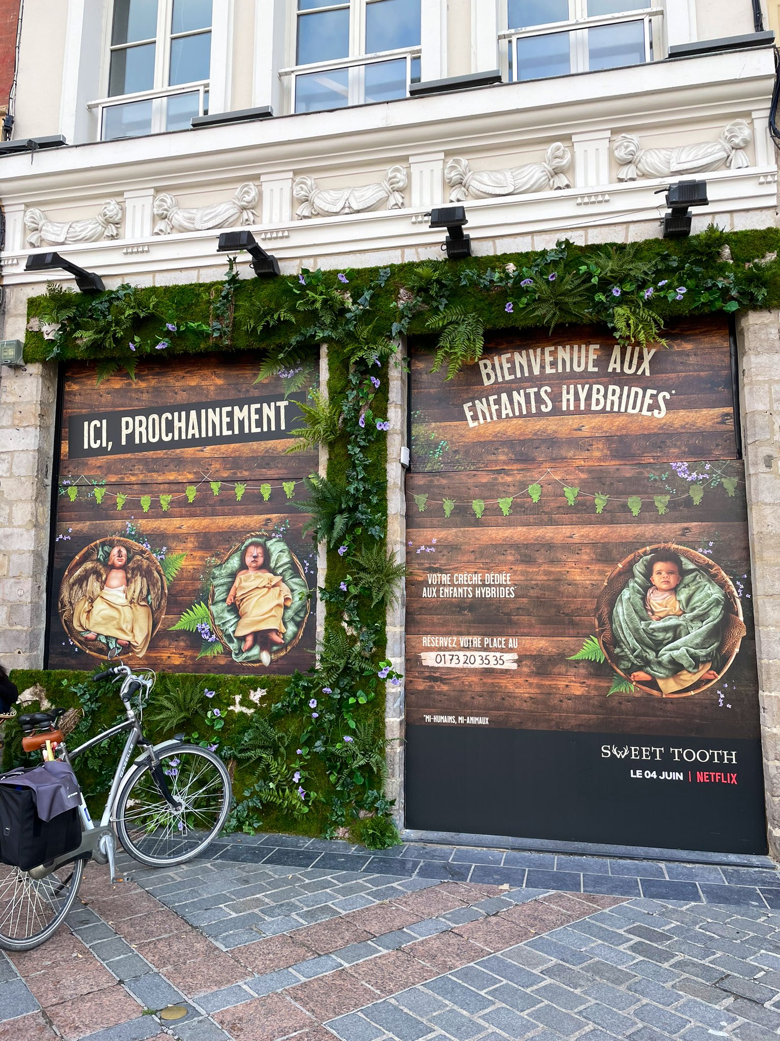 Florent Derue Sinon A Lille Aujourd Hui J Ai Vu Cette Devanture D Une Creche Pour Enfants Hybrides Ca M A Vraiment Interloque Au Premier Regard J Ai Mis Quelques Secondes Avant De Capter Florent Derue Sinon A Lille Aujourd Hui J Ai Vu Cette Devanture D Une Creche Pour Enfants Hybrides Ca M A Vraiment Interloque Au Premier Regard J Ai Mis Quelques Secondes Avant De Capter