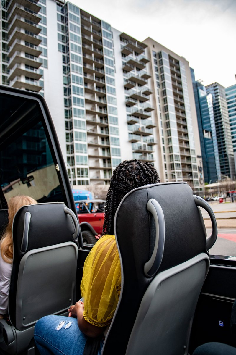 AOToursAustin's tweet photo. 🌼⛅️ When the rain and clouds break, you bet we're sliding our roof open! Don't forget the sunscreen. 

Join us for a legendary tour!

Book now at: https://t.co/ew9NIfFCbx

#AOToursAustin #AustinTours #AustinSightseeing https://t.co/KREpD3WXzc