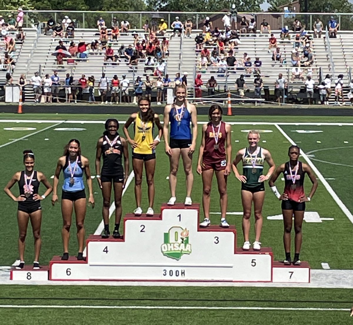 RLSDcurriculum's tweet image. CONGRATULATIONS MYAH BOZE!!! 3rd place in the 300m Hurdles at the OHSAA Div I State Track and Field Championship! #RossBetterTogether #GoRAMS @swocsports @RossTrack