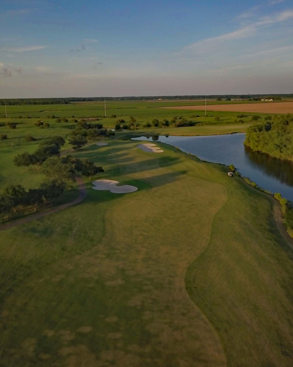 CourseScout's tweet image. The 1st to correctly guess this hole at LaTour Golf Club will be mailed 2 FREE koozies! 
coursescout.io/courses/la-tou…
.
.
.
.
#golf #freekoozie #golflife #dronelife #latourgolf #veteranowned #milspouseowned #thedeepsouth #Louisiana