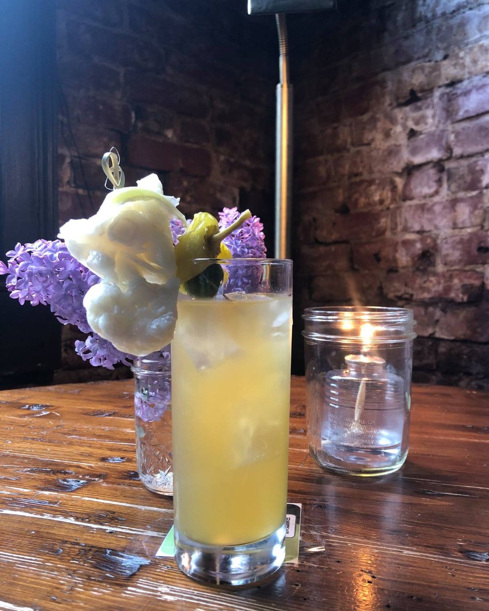 BitHouseC's tweet image. Saturdays call for Bloodless Bloody Mary's.

Clarified Tomato, Ancho, Peppers, Pineapple, Citrus, Cucumber, Vodka.

Open 4-12, HH 4-6 PM