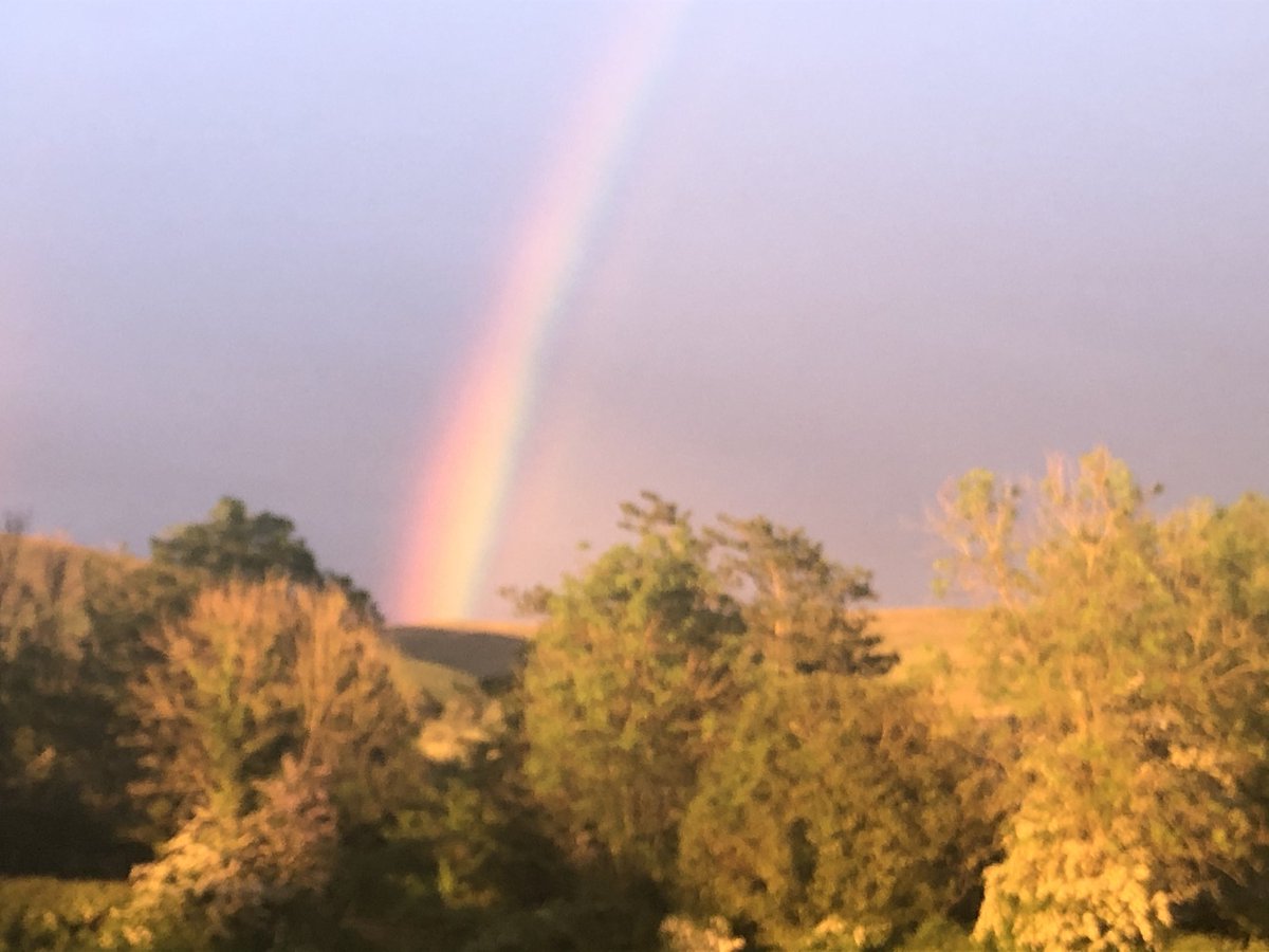 Admiring the #RibbleValley sunset again .. turned round to see a vibrant #rainbow on #PendleHill #LoveLancashire