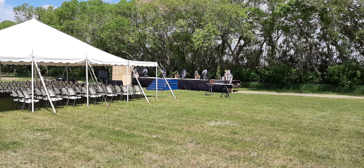 In approx 2 hrs we will be celebrating our 2021 graduating class...congrats Cade, Rylee, Adam. Aidan and Faith. Thank You Mr Smith and parents for making this happen!! #Graduation2021 #ourtimetogether