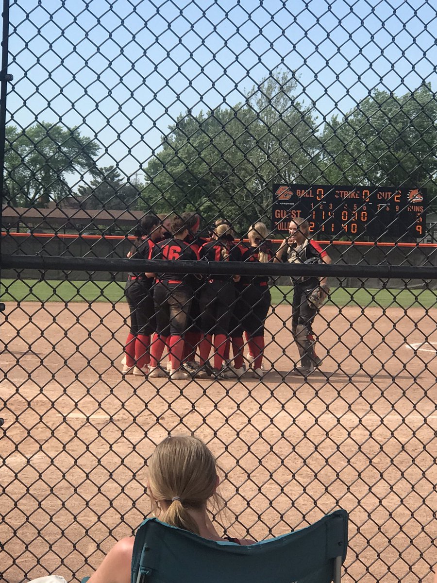 eksports_org's tweet photo. Congratulations to the Varsity softball team!  They are 2021 District Champions! They defeated Caledonia in the semi’s and Gull Lake 9-6 in the Finals. 
The girls will play next week in Regionals at Grand Ledge vs. the winner of the St. Joseph district. 

We are EK! https://t.co/KT0ChhsEIv