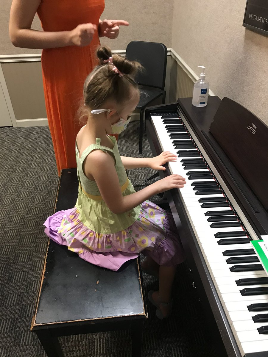 StevenODellJr's tweet photo. Bella’s first #piano lesson today. She loved it! I guess it is going to be #coding and #piano. https://t.co/2UcAnyhCju