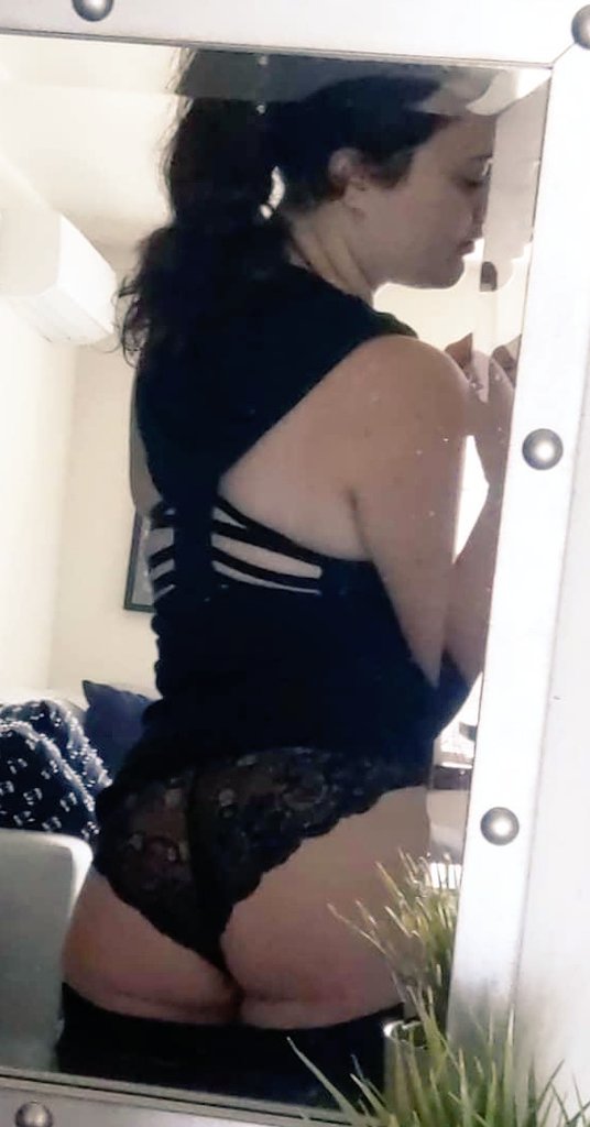 MoxxiPlease's tweet photo. first tweet? here it goes.
Call me Moxxi 29 ♍ F 
I'm here to post cute pics hope you like my stuff 🍑
checkout my fetlife MissMoxxiPlease
#sexy #lace #lacethong #panties #lingerie #ass #booty #bisexual #sexymilfs #milfs #freedom
#MissMoxxiPlease #MoxxiPlease https://t.co/tFEYL3DSab