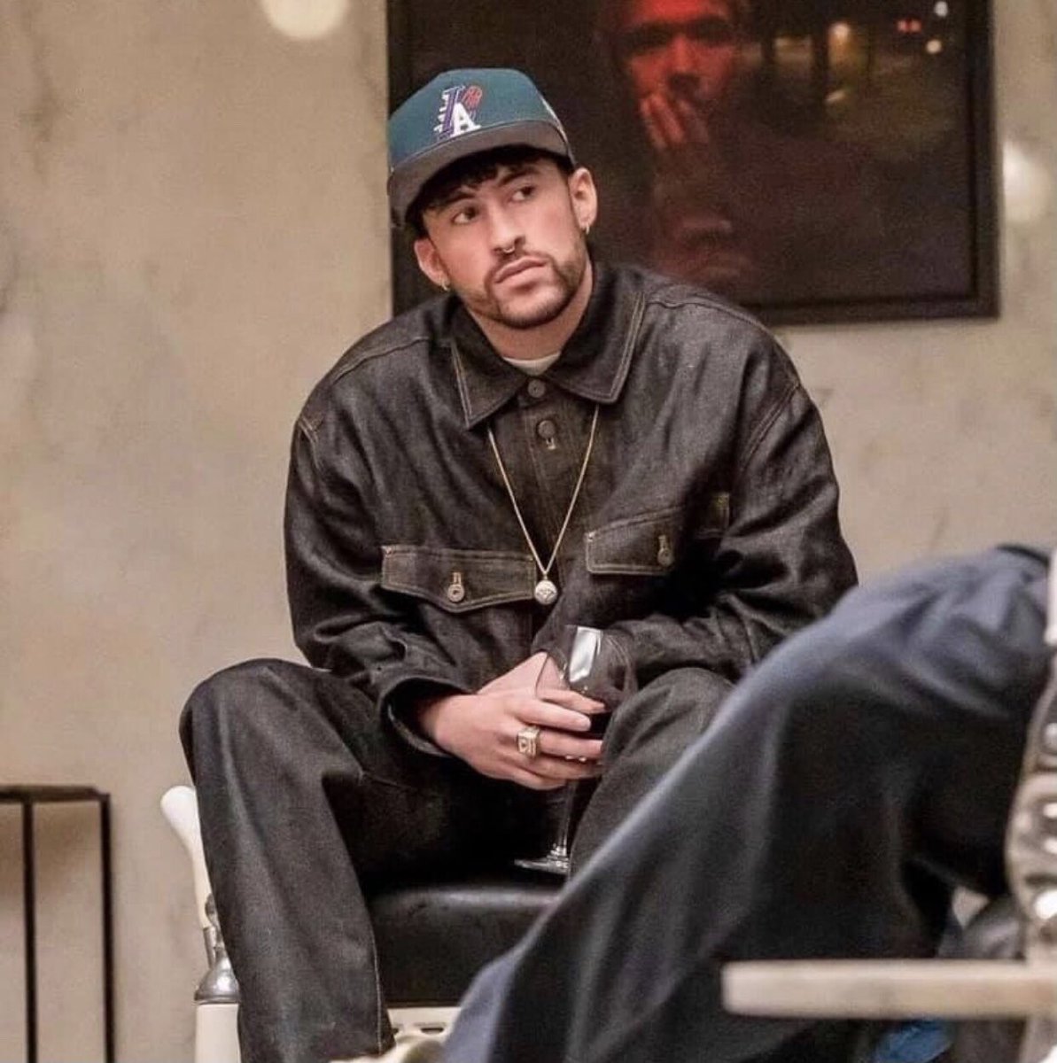 FlaquitoPr's tweet photo. Mi cara cuando mi mamá dice que no la ayudó en nada #meme #badbunny https://t.co/fCtgLbBrxi