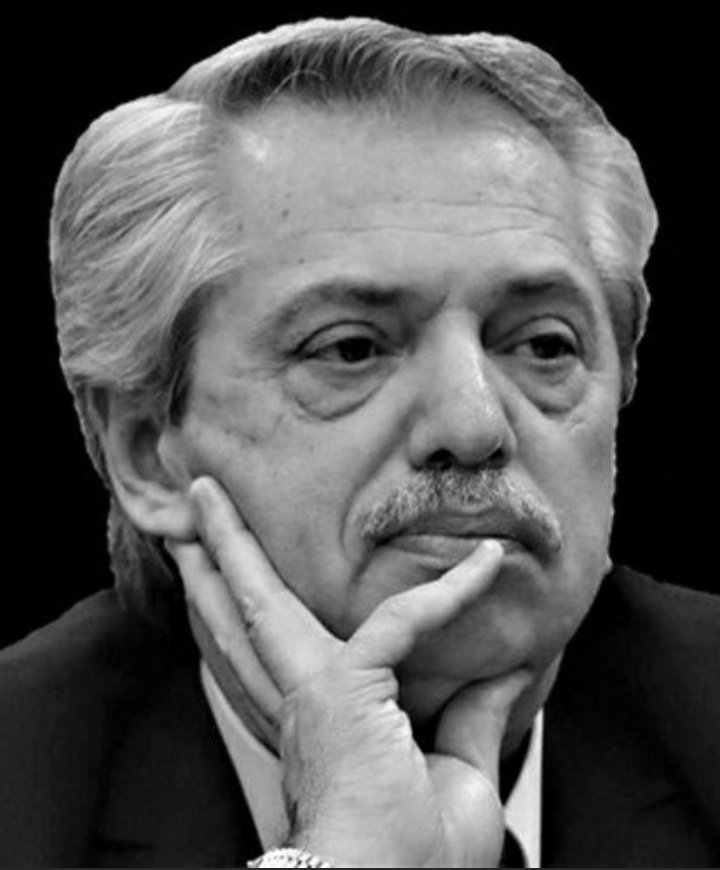 Lo que ha dicho  Alberto Fernández sobre el capitalismo ,  es una de las actitudes más cobardes que representan a la izquierda global hoy en día,  cuando el socialismo no funciona,  la izquierda culpa al capitalismo , hoy fue Alberto Fernández , mañana puede ser otro .