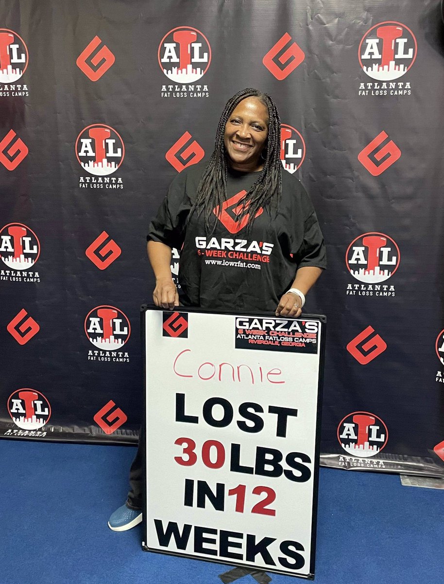 mamabranch's tweet image. Kinda celebrated this morning. 😊 Love how the team fights with you through this journey. These classes kick my butt, but they are worth it. Lowrfat.com #AtlantaCamp #CoachRob #CoachVictoria