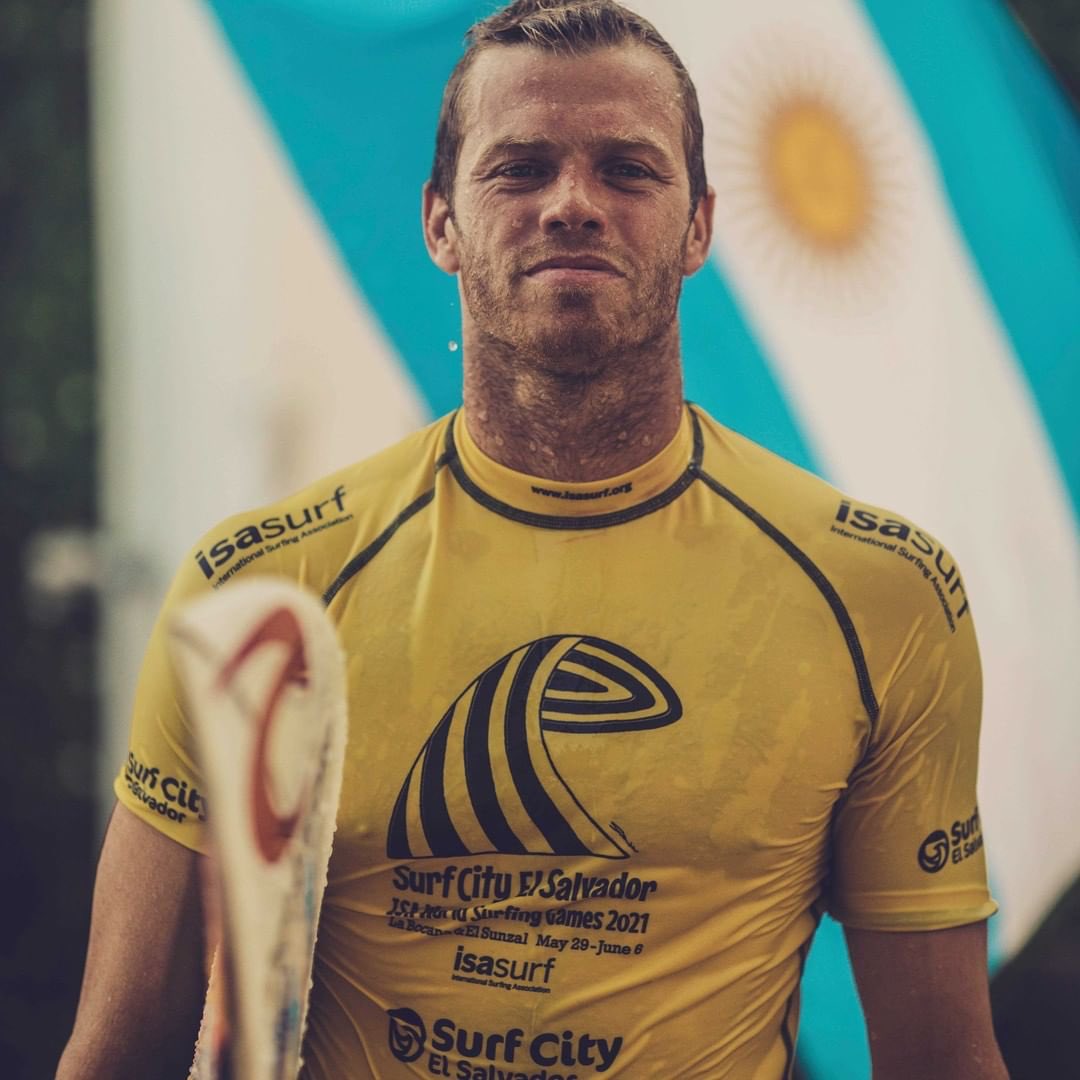 gmontenegro_ok's tweet photo. 🏄👏 ¡Grande, Lele! El surf argentino está en Tokio 2021 de la mano del @leleusuna87. Como siempre representándonos de la mejor forma y llevándonos a lo más alto. ¡Muchas felicidades! https://t.co/L4KOOUvq7W