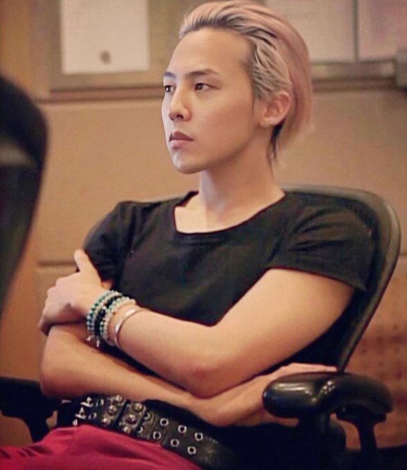 Does someone wanna tell my why when I search #GDRAGON all I get is a wall of ppl using "GD" as a way<a href="/tag/gdragon"class="tags">#GDRAGON</a><a href="/tag/bigbang"class="tags"><span>#bigbang</span></a><a href="/tag/kwonjiyong"class="tags"><span>#kwonjiyong</span></a>
