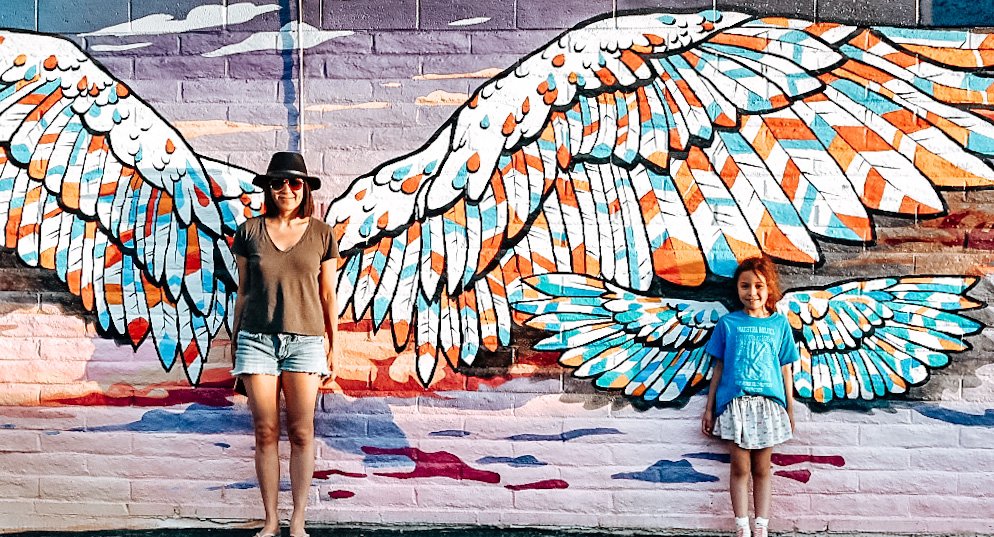 imkeiko's tweet photo. There are only two lasting things we can hope to give our children: 
One is roots;
The other is wings. 
—Henry Ward Beecher https://t.co/FIxDmD7ZVx