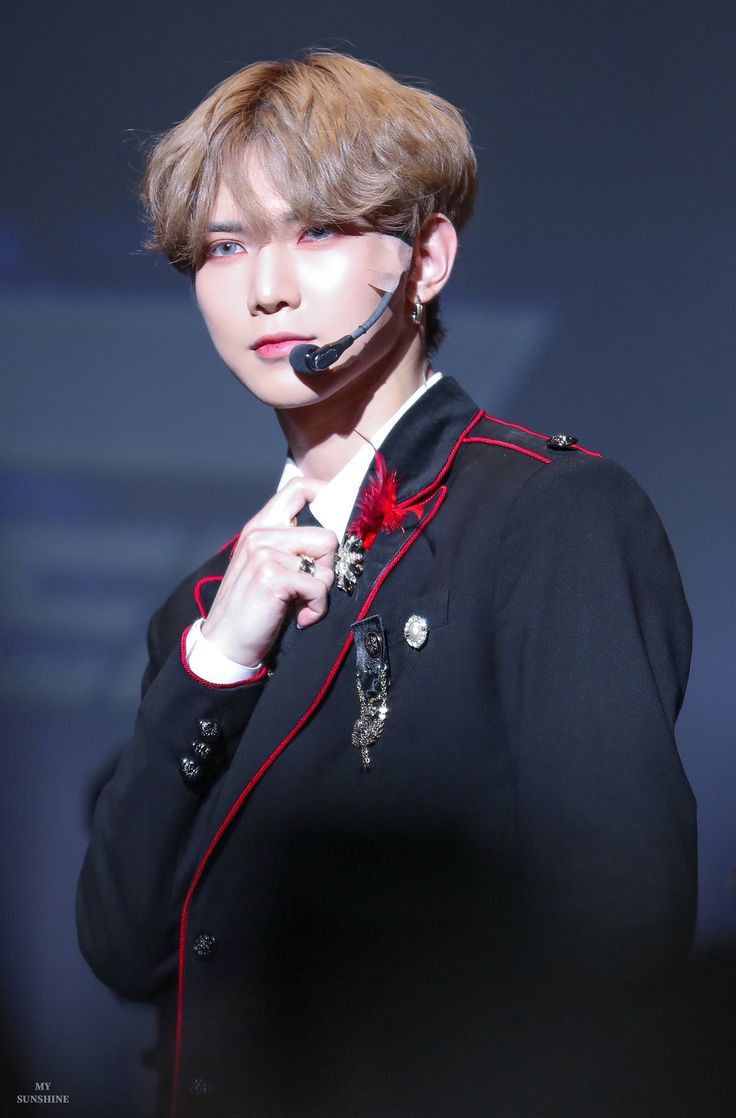 DiarioHongjoong's tweet photo. 🔔» Interação Social
   #AURORA_CLASS 

Hoje é dia de ajudar o ATEEZ nos gráficos de popularidade. 

Comentem aqui utilizando as tags #ATEEZ , #에이티즈 , #エイティーズ e marcando o @ATEEZofficial 

⏰ : 10 minutos

- Berry🍓 https://t.co/POuuXMio8z