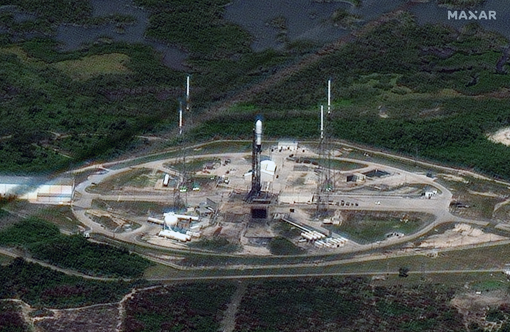 1300 спутников. Stuff in space. 1300 спутников. Спутник sentinel-2. 1300 спутников.