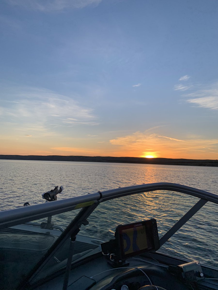 Another great day on the water, caught some pigs and a good buzzz #DippinNRippin #Bush <a href="/BuschBeer/">Busch Beer</a>