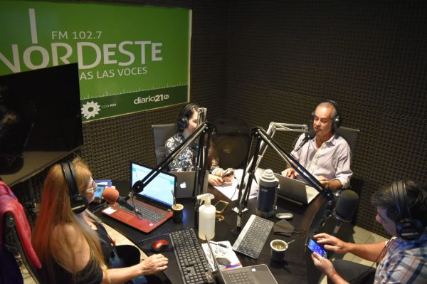 NGFederal's tweet photo. 🎉Arrancó "Educación con Tod@s", el programa de @Chacoenredes por @RadioNordesteOK 📻🎙️

👉El nuevo espacio radial tuvo su estreno este sábado, de 12 a 14 horas, por la 95.7 y 102.7

https://t.co/VrNq9l8Xn9 https://t.co/wqIcY1QHZO