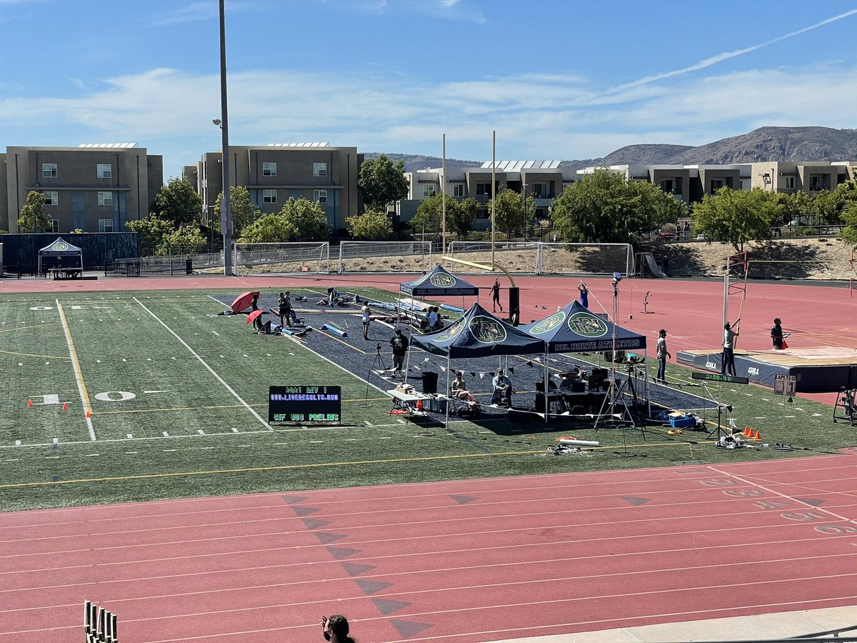 IT1B's tweet photo. Thank you @letthemplayca1 , @CoachGardinera and @rcg999 for making @cifsds Track championship possible! Awesome day watching these kids compete!!! #CIFSD #trackandfield https://t.co/s5kKuOYhJc