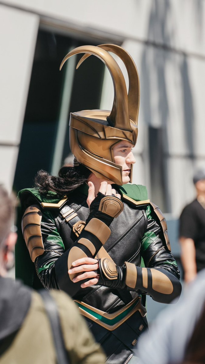 NerdsDoinThings's tweet photo. Avengers characters were amazing! #avengerscampus #avengers  #disneyland #CaliforniaAdventure #nerdsdoingthings https://t.co/Ax2tzPLeAO
