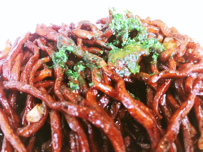 太田焼きそばと焼きまんじゅうを食べました。 