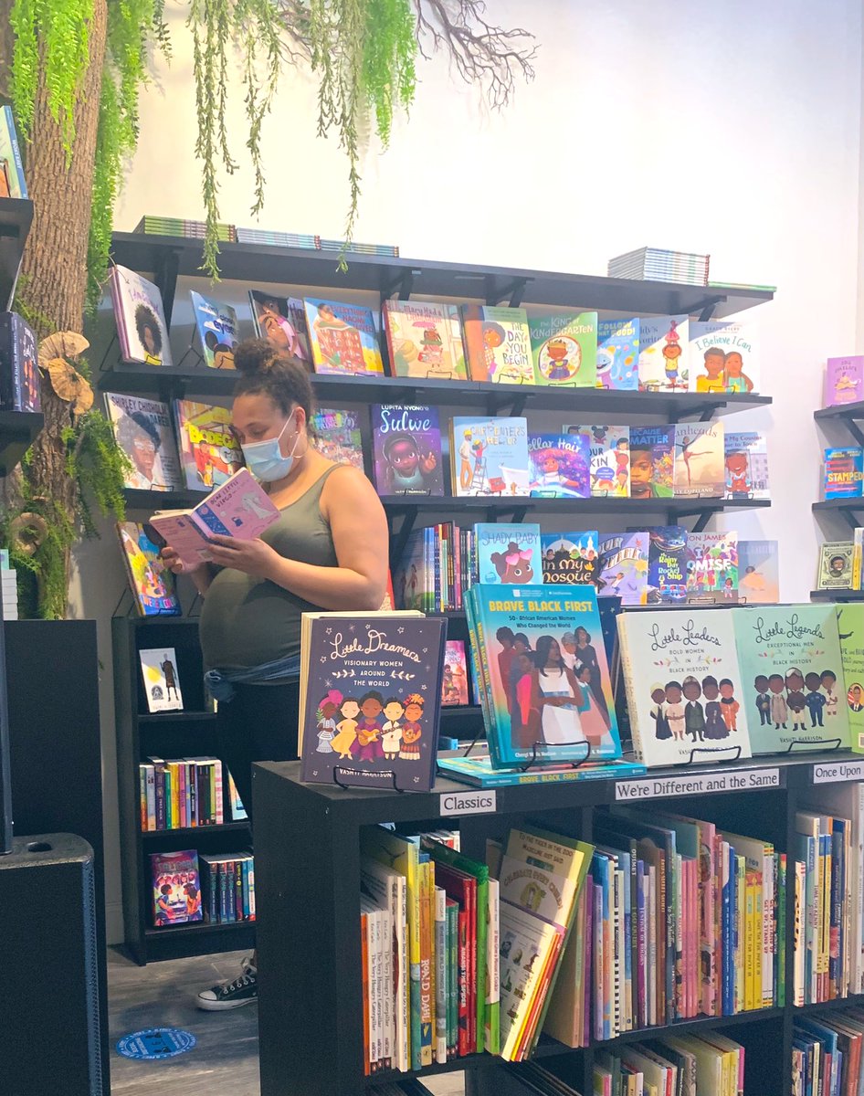 I’m bringing a human into the world. His mama is obsessed with books so naturally his 1st bookstore visit is @thelitbar bc #localbookstores are our vibe and look at those shelves! They all have characters that will look like him and his mama didn’t have that growing up. #thankyou