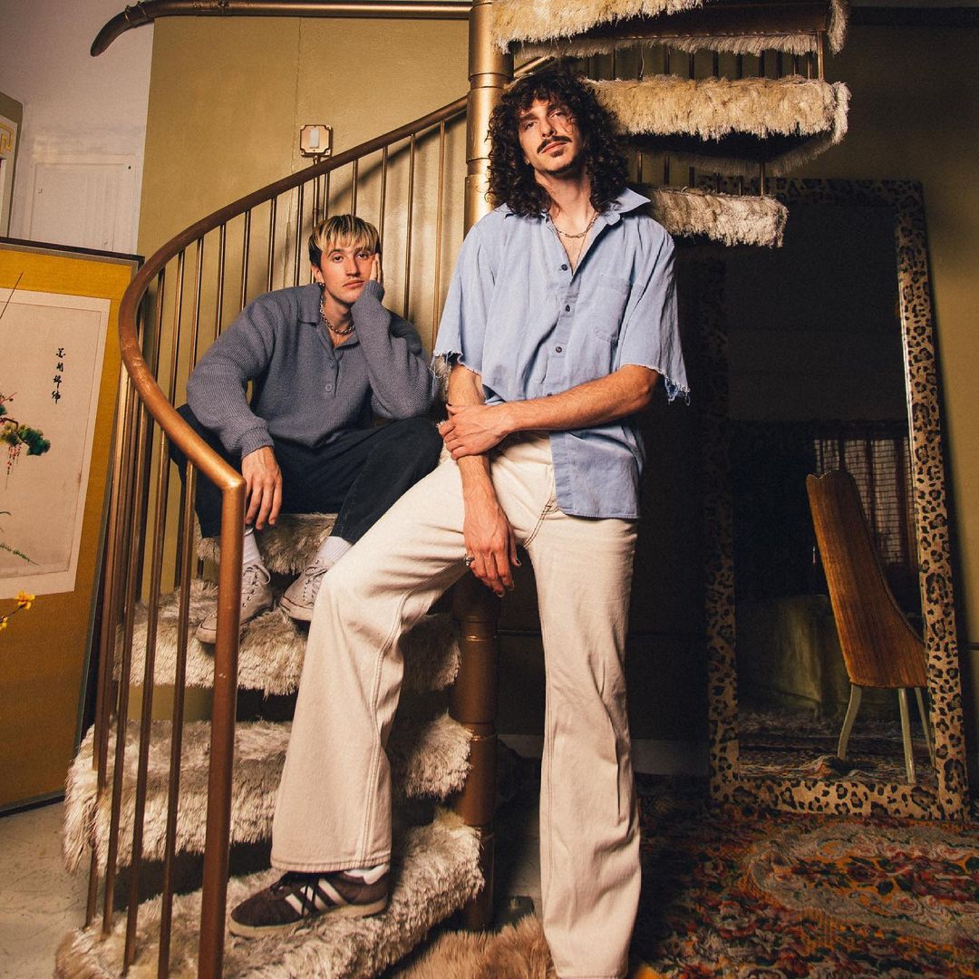 Hear both voices of <a href="/mobrich/">Mob Rich</a> talk about their groundbreaking synergy in @playm8podcast's recent podcast episode

LSTN ↓
open.spotify.com/episode/5TS1dR…