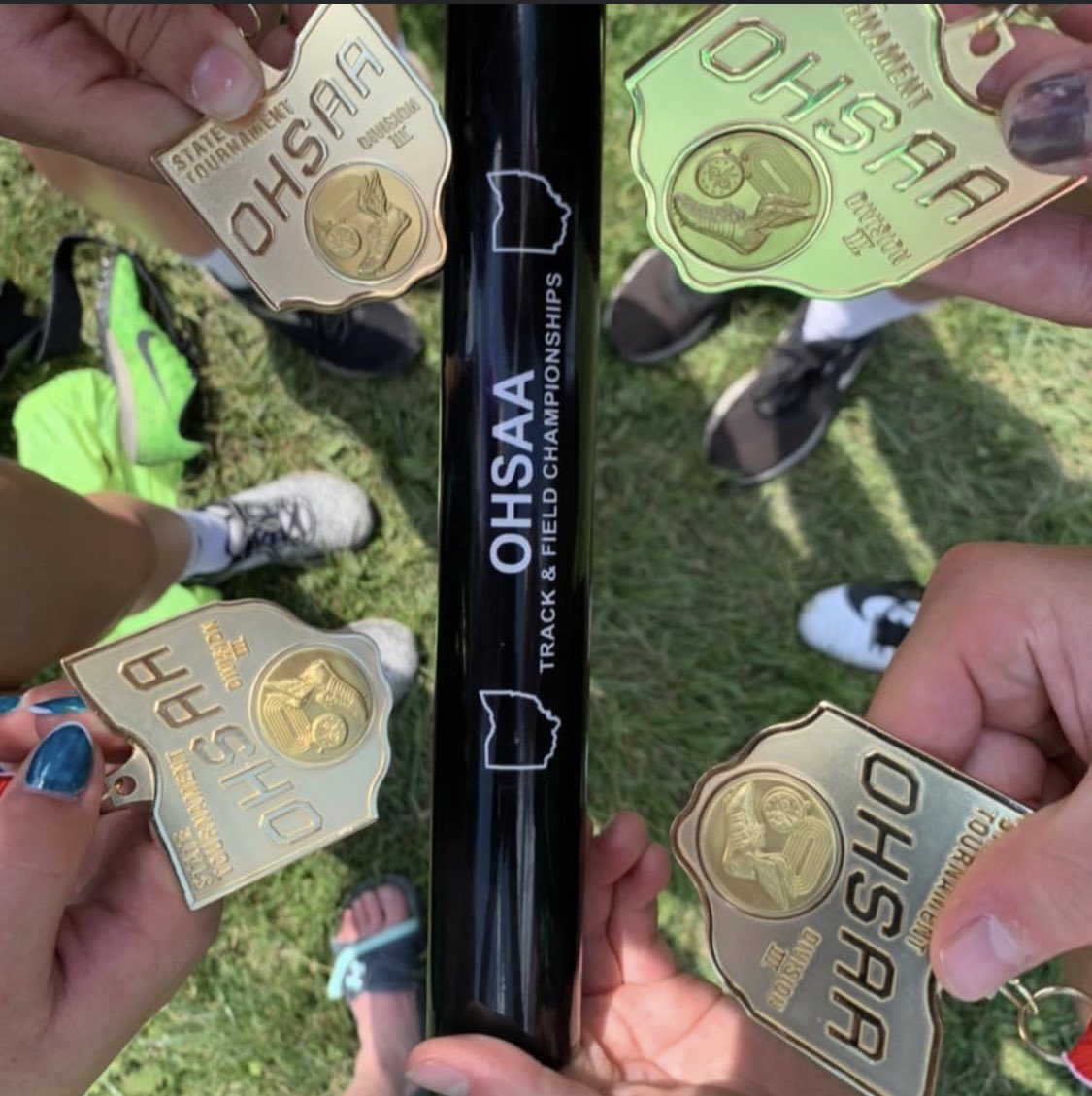 PoochTodd's tweet photo. Coming home with some hardware and a souvenir 🏆

4x1 State Champs! https://t.co/EHfw3vk0Ly