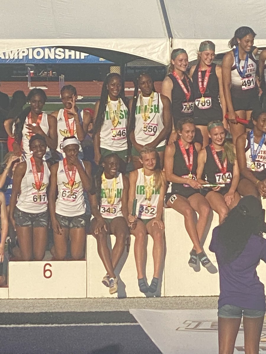 Cathedral_TandF's tweet photo. 🚨🚨4x100 PLACES 4th!!!🚨🚨

KIMBLE, S. SANDERS, PITTS, and PARCHMAN!!! 

NEW SCHOOL RECORD 48.05!!

☘️🔥🔥🔥 https://t.co/ZsEAhGf1RF