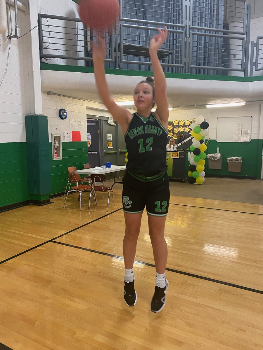 Congratulations to Rowan Countys sharp shooter Hailey Rose. She won the 3 pt shootout at the Border Wars Tournament. <a href="/h_rosee20/">Hailey Rose</a> <a href="/CoachStokes53/">MattStokes</a>