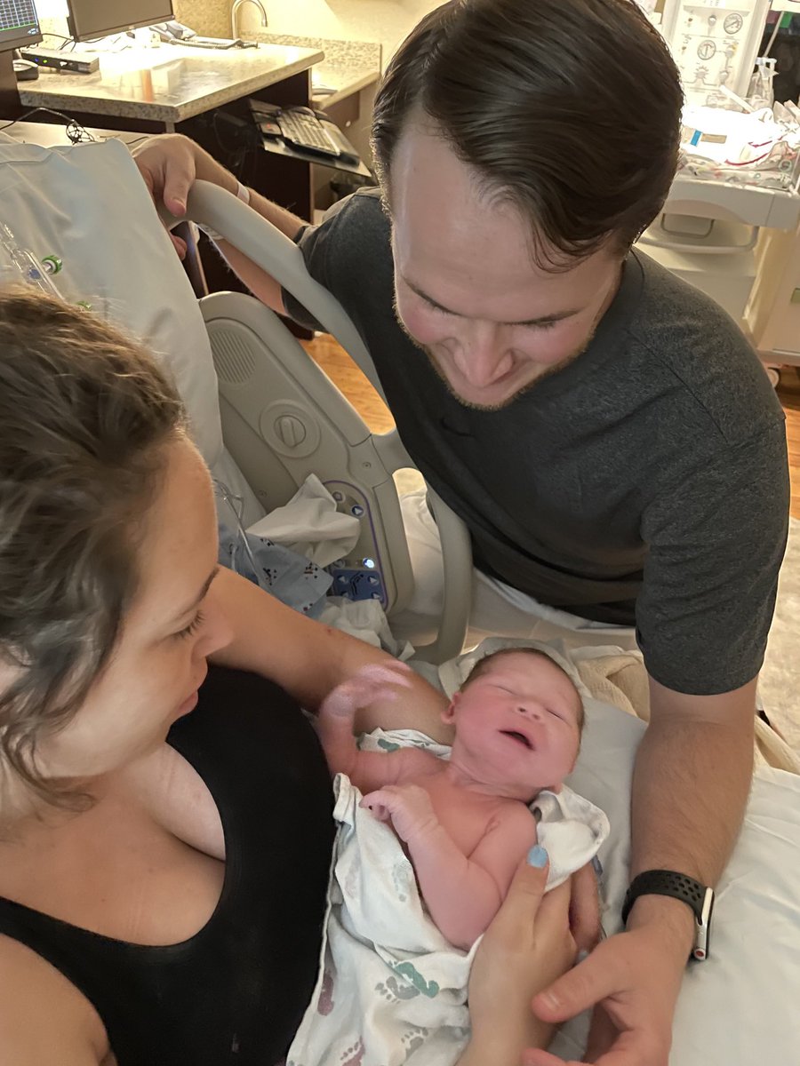 DPitty_34's tweet photo. Say hello there to:

Leighton Douglas Pitts
Born 6/1/21
11:53 am
7 lbs 14 oz https://t.co/2ga3XuWKvp