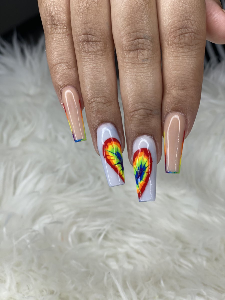 One of today’s favs! #pride #pridenails 

Got Niquee? ❤️
📍 Waldorf, MD
IG: ugotniquee