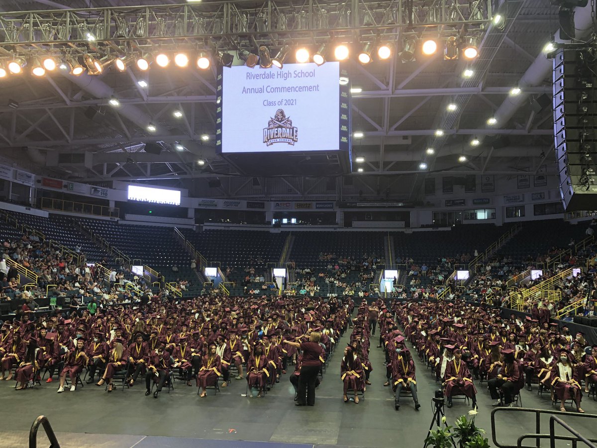 RiverdaleRaider's tweet photo. Congratulations to Riverdale High School’s class of 2021! #successisachoice https://t.co/DdZi4aYvTA