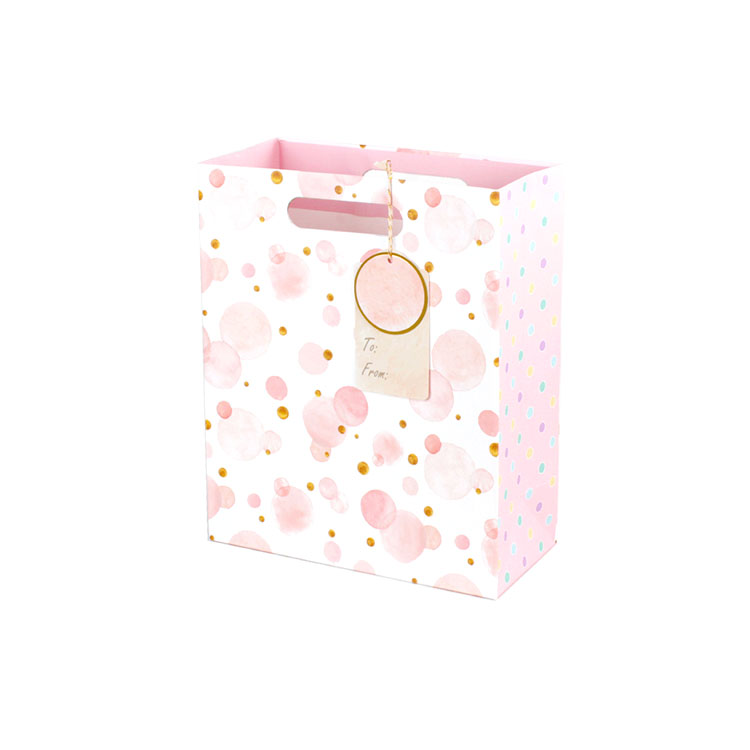 PaperPpw's tweet image. It will be not wrong to choose PPW . ppwwrappingpaper.com/valentine-smal… #goldgiftbags #customgiftbags #customretailpackaging
