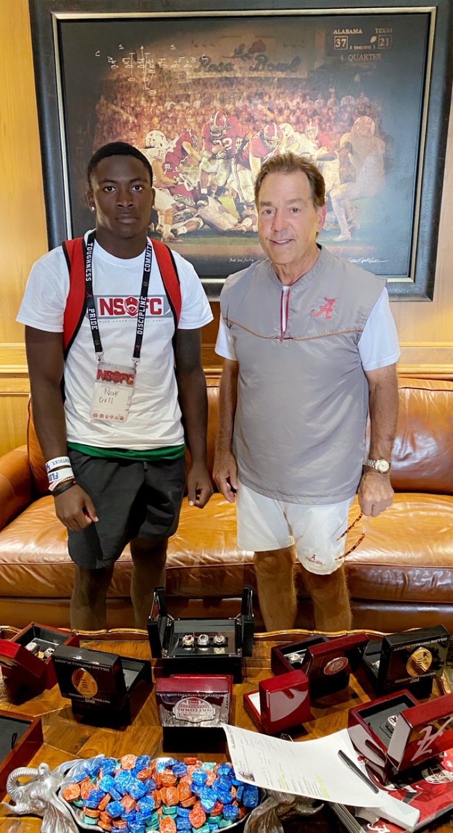 ChosenOneCull's tweet image. Had a phenomenal time at Alabama today! #RollTide Roll!🐘