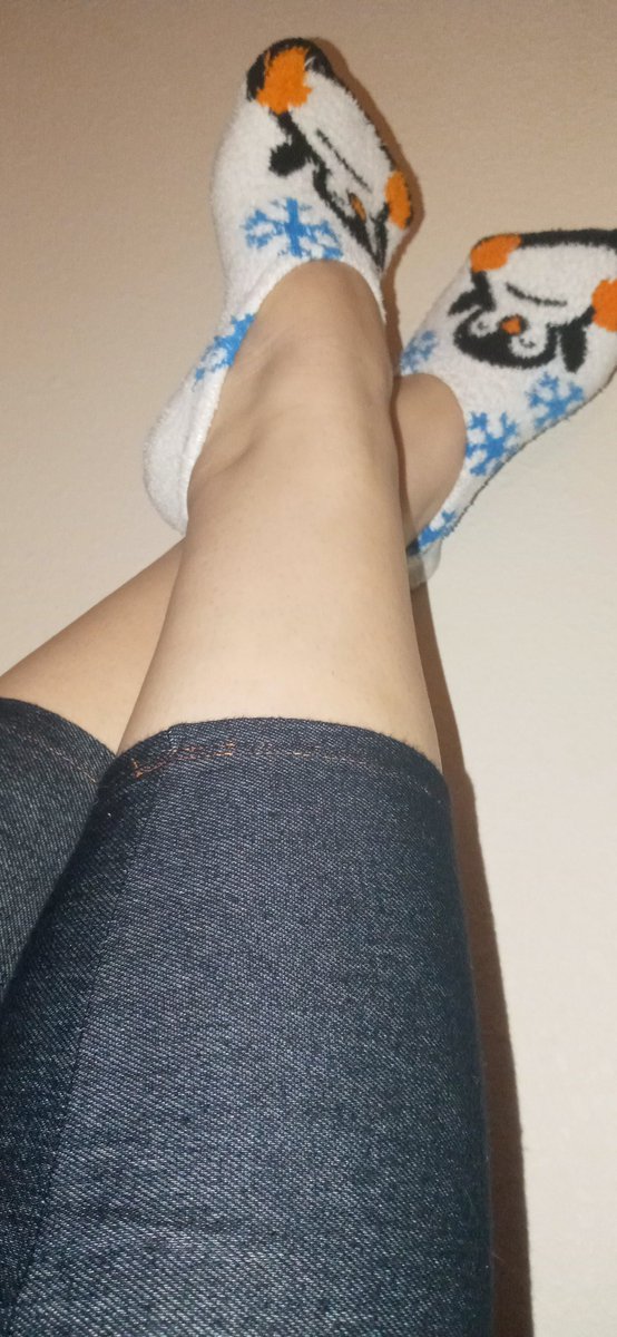 Stephan71815994's tweet photo. DM me for feet pics 🥰
#feetforsale #moneyslaves #feetpics https://t.co/GkaVhrO1nR