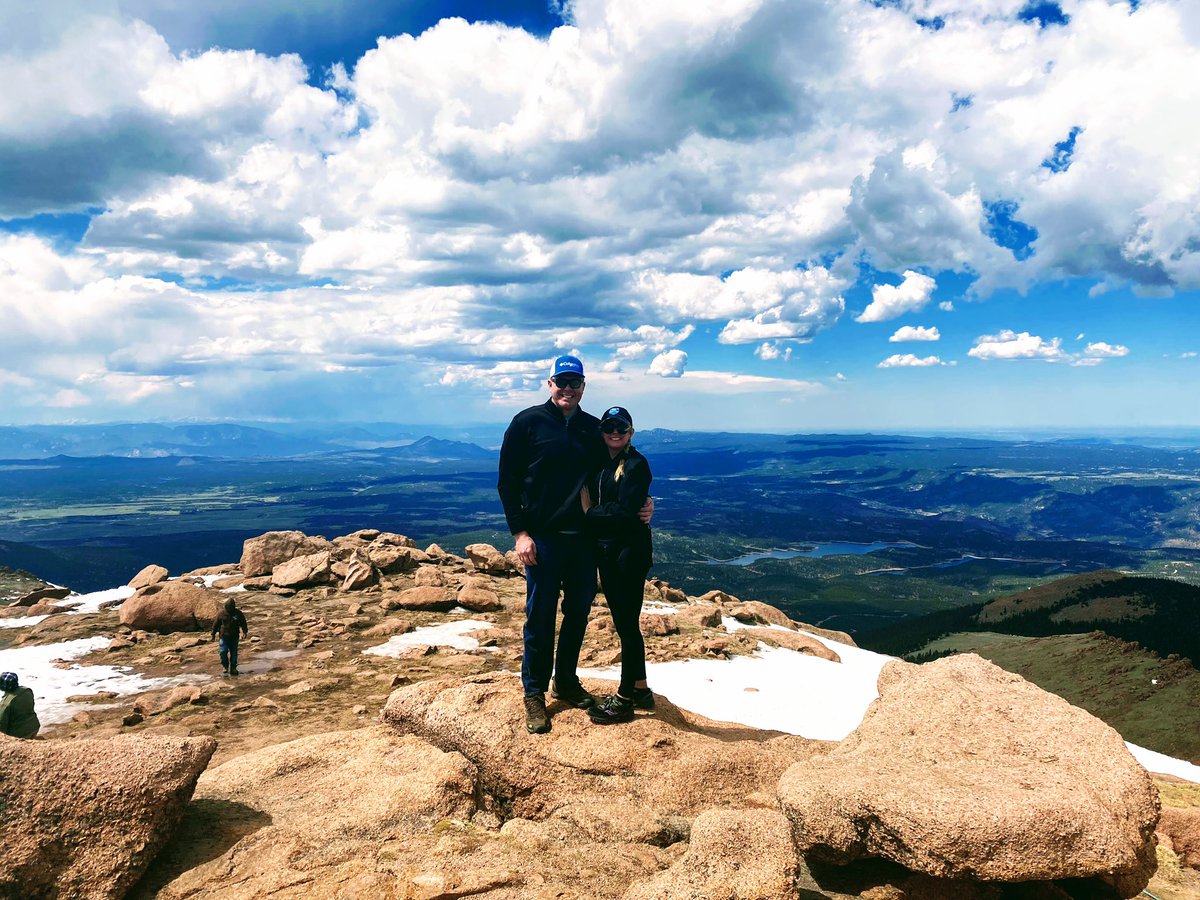 Wernekea's tweet photo. Took hundreds of photos at Pikes Peak today, sharing a few favorites! Amazing drive and sights! https://t.co/Lt2pKX0g5o