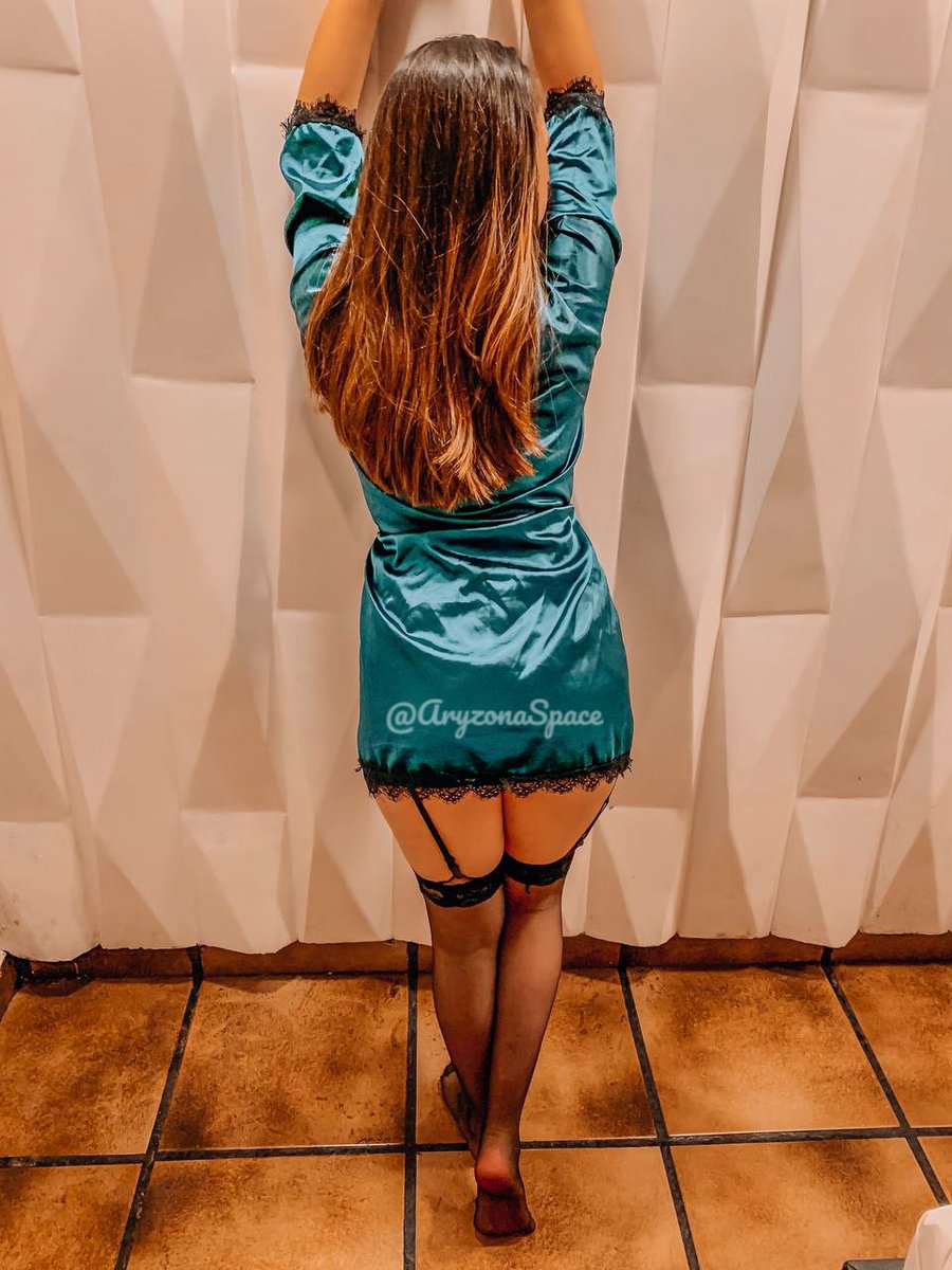 aryzonaspace's tweet photo. Em comemoração aos 20 seguidores batidos, uma amostra havia gratis para vocês #rumoaos50
#casalsafado #casal #novinha #ousada #gostosa #sexo #cute
#vendopacks #followme #rabaawards  @h0memadmirador @O_D1vulgador @TulioProm0ter @divulgagatas_g @divulgalindas18 https://t.co/vxuMkbwo0s