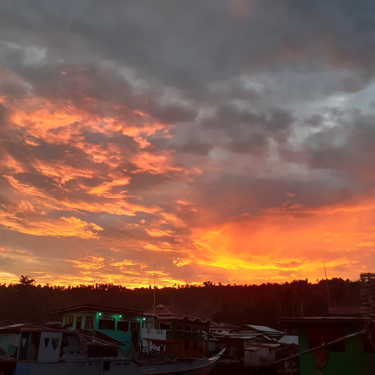Kesh36289205's tweet photo. 🥰🌄 https://t.co/SlEIN2QbIK