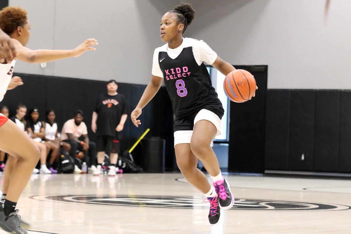 PhotosNextlevel's tweet photo. Images from our coverage today of 17u @JKSelectGbb at the @PBRhoops West in Phoenix. @ShaneLaflin https://t.co/xpOHvcpiXQ