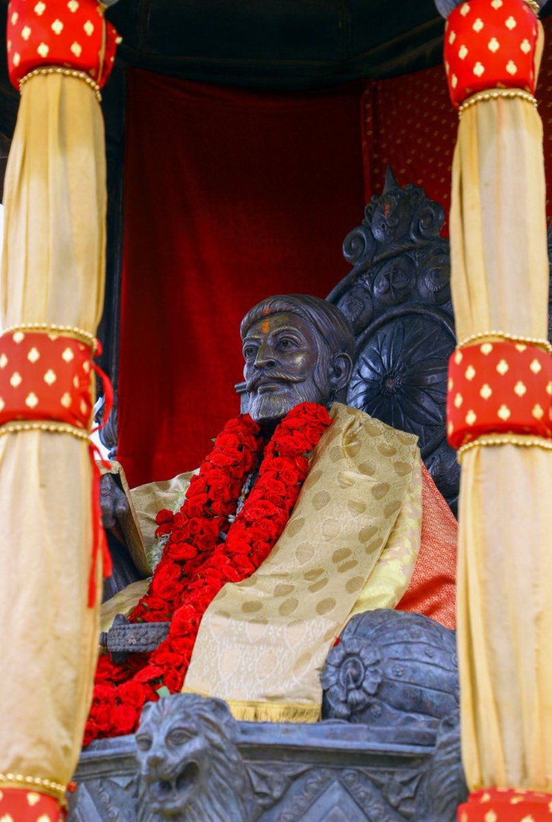 imShankara's tweet photo. हिंदुस्थानचा सुवर्णक्षण..🚩
#रयतोत्सव...🚩
#शिवराज्याभिषेक @prasad_wayal https://t.co/URgvTyX0vi