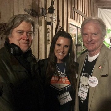 Eddie Nabors poses with daughter Laura Nabors and Steven Bannon